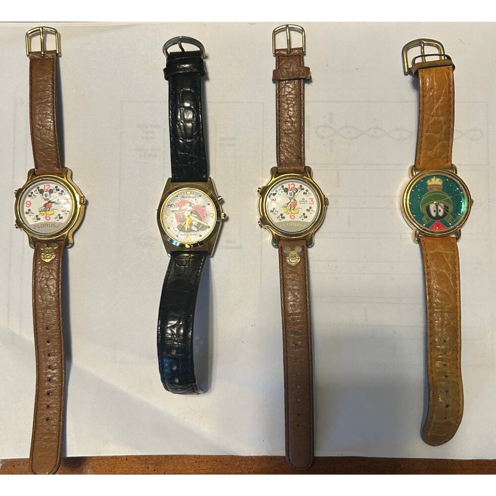 Group of Vintage watches looney tunes/disney Mickey Marvin the Martian